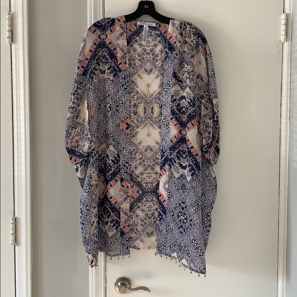 BCBGeneration light weight shall